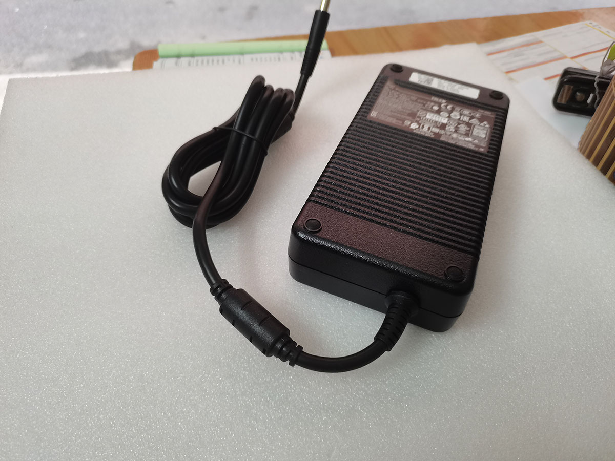 NEU Original 330W 19,5V 16,92A – Pc Gaming Dell Bewertung und Preis
